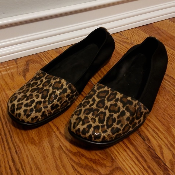 aerosoles cheetah print flats